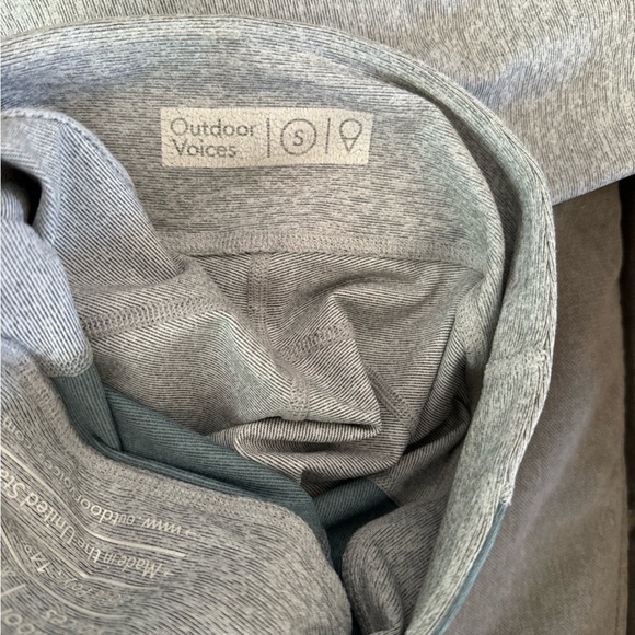 Outdoor Voices Lot of 2 size small leggings… navy blue crop capri style - Picture 7 of 8